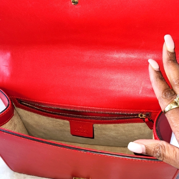 Gucci Red Calfskin‎ Leather Small Sylvie Shoulder Bag - Picture 7 of 12